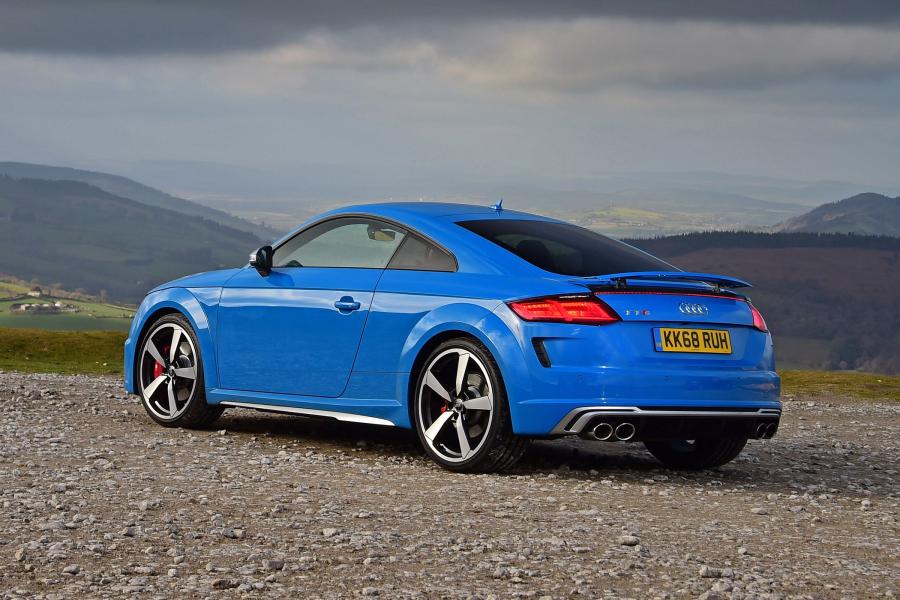  Audi TTS Coupe (8S) 2019 года  (UK) (фото 12 из 17)